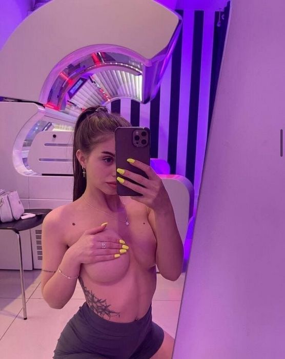 Девушка на час: Интимный досуг без ненужных вопросов